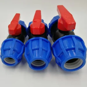 Factory Direct Irrigation HDPE Socket PP PE Compression Fitting Coupling