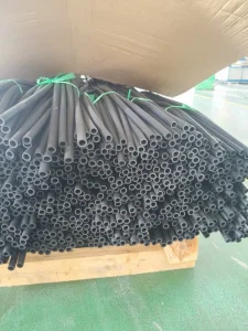 High Density Soundproof EPDM Foam Pipe Shock Absorption Rubber Insulation Tube Foam Hose