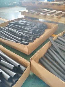 Weatherproof EPDM Foam Rubber Tube Flexible Closed Cell Sponge Pipe for Industrial Equipment