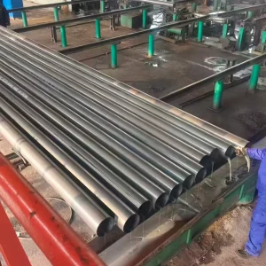 XinYue Steel Xysteelpipe API 5L X80 ERW Carbon Steel Pipe for Ultra High Pressure Gas Transmission Project